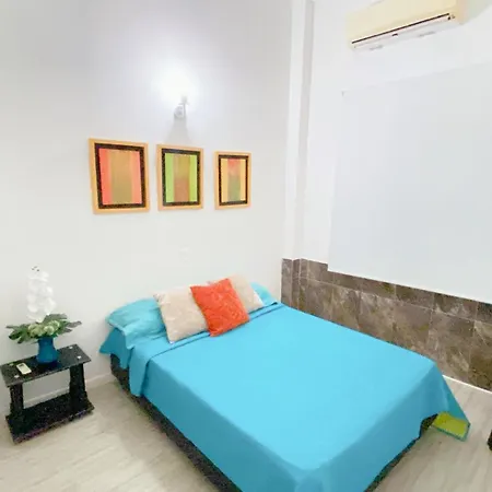 In The Walled Apartamento
